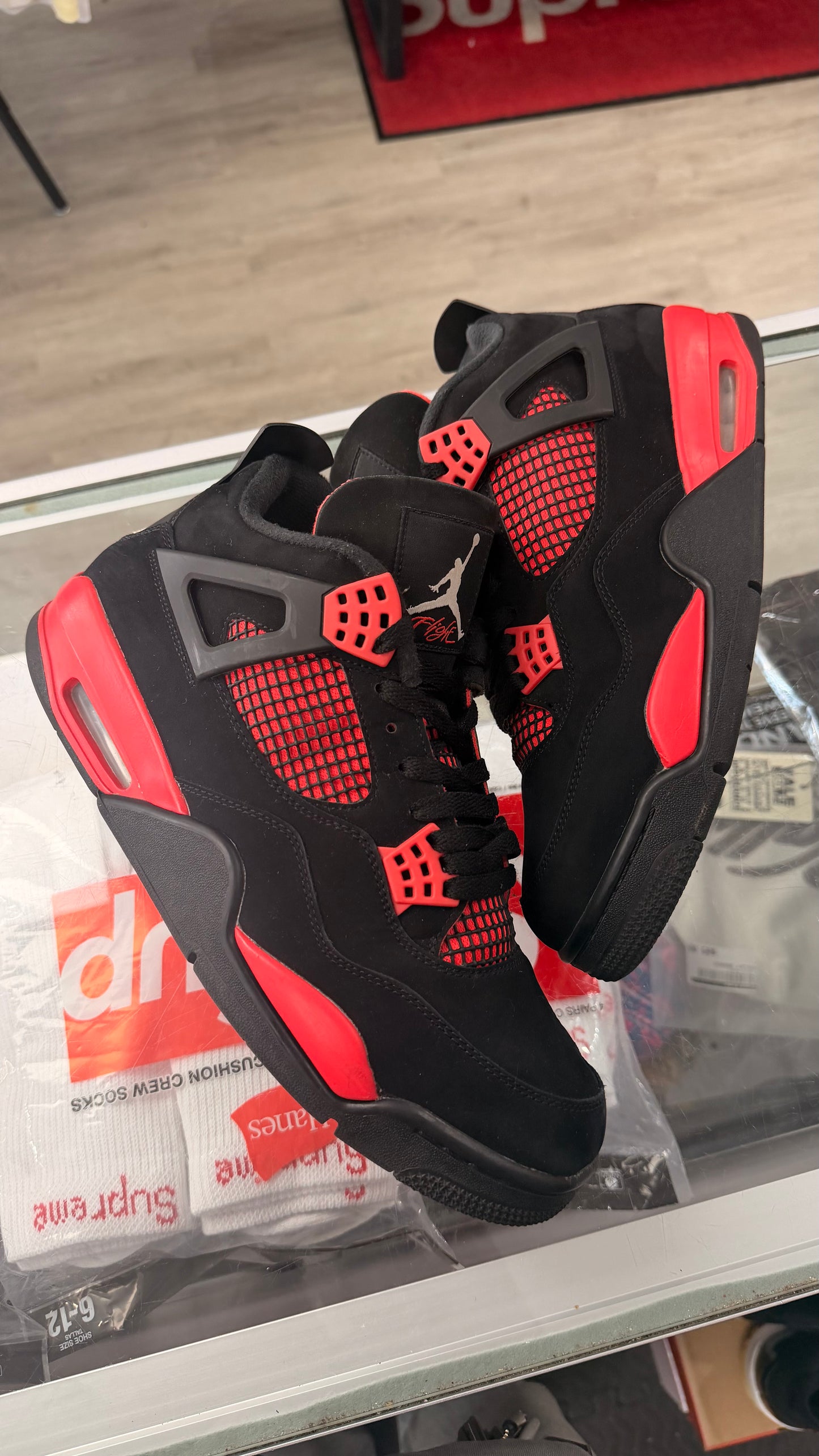 jordan 4 thunder